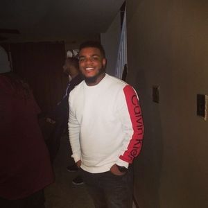 Meet your Posher, Emmanuel